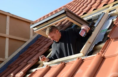 Pose de fenêtres de toit Velux à Thannenkirch